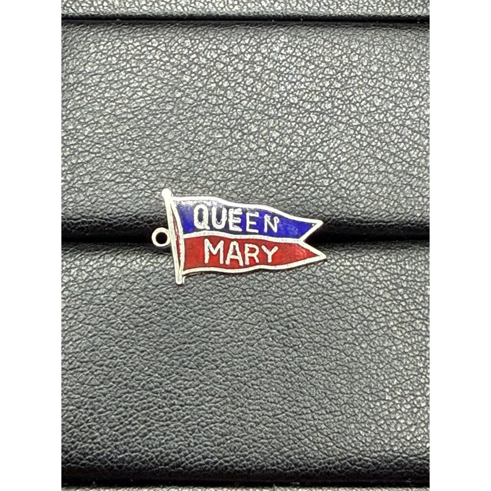 Vintage Sterling Silver Queen Mary Charm 925 J28